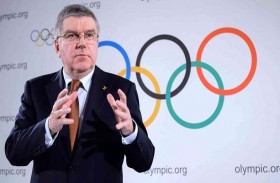 توماس باخ قائد الأوركسترا الأولمبية 