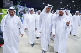 الزيودي يطلع على فعاليات مهرجان «المالح والصيد البحري»