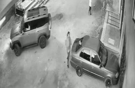 تحطم سيارة زوجها  بعد اكتشاف زواجه