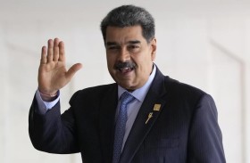 مادورو قبل الانتخابات :  «إما السلام وإما الحرب» 