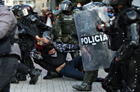 احتجاجات في كولومبيا على عنف الشرطة 