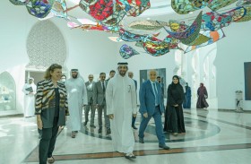 سلطان بن أحمد القاسمي يفتتح مكتبة كلية الفنون الجميلة والتصميم بجامعة الشارقة