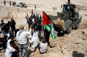 بن غفير يهدد بهدم الخان الأحمر لتنفيذ مشروع «القدس الكبرى»