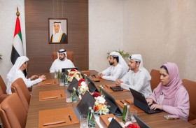محمد الشرقي يطّلع على نتائج برنامج المتسوق السري بالفجيرة ويؤكد أهمية تطوير العمل الحكومي