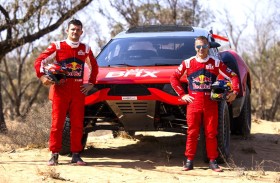 نجم فريق البحرين ريد إكستريم يطمح إلى مواصلة تحطيم الأرقام القياسية في أكبر مغامرة في رياضة سيارات 