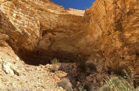 اكتشاف كهف أثري بنقوش فريدة في سيناء