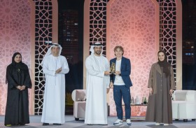 سلطان بن أحمد القاسمي يشهد الجلسة الرياضية ضمن جلسات المجلس الرمضاني