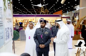 قائد عام شرطة أبوظبي يزور معرض أبوظبي للكتاب