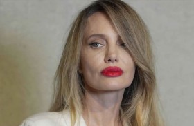 أنجلينا جولي بملامح «غريبة».. هل خضعت لتجميل سري؟ 
