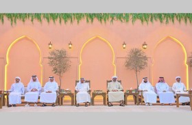 حاكم عجمان وولي عهده يتقبلان التهاني بشهر رمضان من سفير مملكة البحرين    