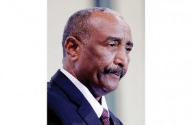 البرهان يحذر من تحديات وتهديدات تحيط بالسودان