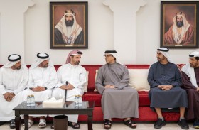 منصور بن زايد يعزي في وفاة راشد مبارك قطامي الكتبي