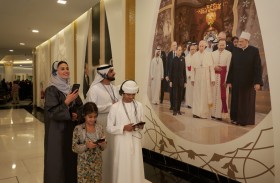 «الدليل» .. تجربة ثقافية متكاملة ومبتكرة يقدمها جامع الشيخ زايد الكبير لمرتاديه من مختلف أنحاء العالم