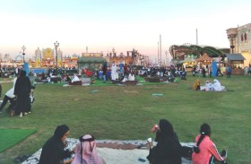 ساحات القرية العالمية ملاذ مبهج لضيوفها