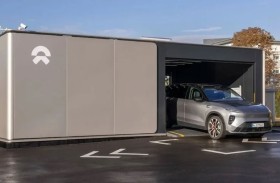 محطات صينية تستبدل بطارية سيارتك الكهربائية آلياً