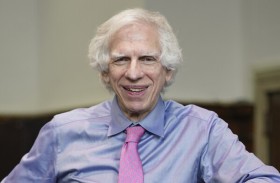 القاضي يأمر ترامب بمنع التداول في المحاكمة المدنية