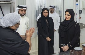 اقتصادية الشارقة تنفذ زيارات ميدانية لعدد من المصانع في الإمارة