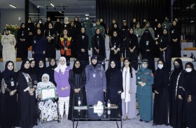 شرطة دبي تنظم جلسة حوارية احتفاءً بيوم المرأة الإماراتية