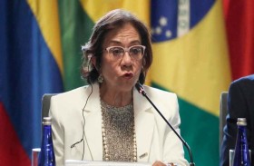 كولومبيا مستعدة لمنح مادورو اللجوء إذا تنحّى