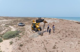 بيئة الشارقة تدشن مشروع الأعشاش الصناعية لطائر العقاب النساري (الدّمي)