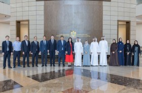 حكومة أوزبكستان تستلهم تجربة الإمارات في تصفير البيروقراطية