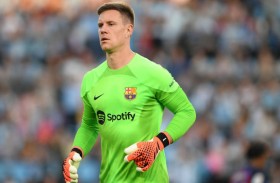 تير شتيغن يمدد عقده مع برشلونة حتى 2028 