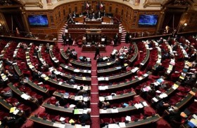  مجلس الشيوخ الفرنسي يقرّ رفع سنّ التقاعد 