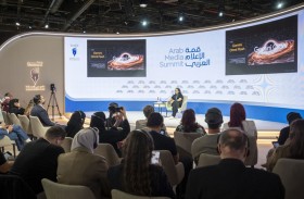 منصة نادي دبي للصحافة تجمع الخبرات الإعلامية وورش العمل وصناعة المحتوى