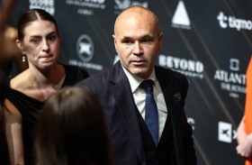 إنييستا والسكتيوي يهددان الركراكي في «أسود الأطلس»