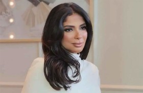 الجونة السينمائي يمنح منى زكي جائزة الإنجاز المهني