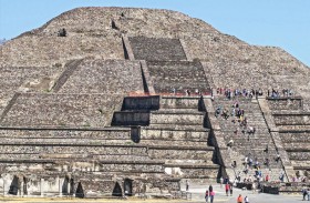 «هرم القمر» يشهد هجوماً أوقع ضحايا