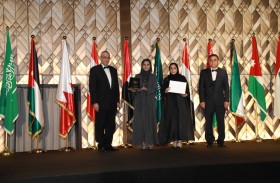 «الصحة» تحصد جائزتين في درع الحكومة الذكية العربية عن تميزها في فئتي حسابات التواصل الاجتماعي والمسؤولية الاجتماعية