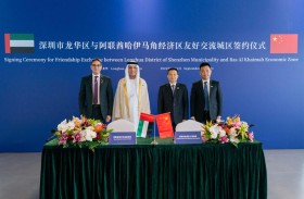 حاكم رأس الخيمة يبحث مع قادة حكومة بلدية شنجن تعزيز العلاقات 