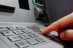 يكتشف خللاً في صراف آلي فيحصل على مليون دولار