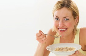 سر غذائي بسيط لضمان «شباب القلب» مع التقدم في العمر