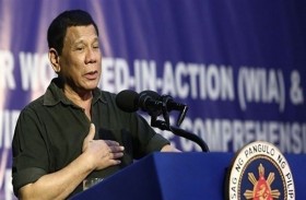الرئيس الفلبيني لمواطنيه: لا تلوموا الحكومة إذا أصابكم كورونا