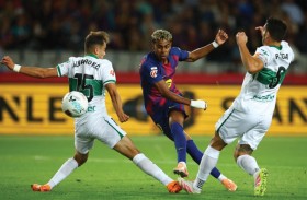 برشلونة يستعيد نغمة الفوز بثلاثية في مرمى إلتشي