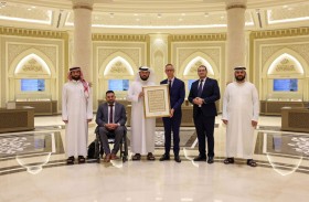 القنصل الفرنسي بدبي: مجمع القرآن الكريم مركز لنقل الإرث الإسلامي إلى العالم
