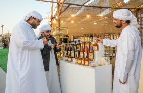 مهرجان الياسات يعزز تمكين الأسر اقتصادياً