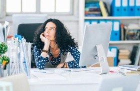 تقنية بسيطة قبل العمل قد تعّزز التركيز والذاكرة