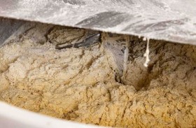 وفاة سيدة علقت داخل «عجانة طحين» 