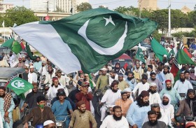 الشرطة الباكستانية تداهم منزل عمران خان