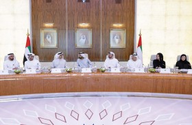 مجلس الوزراء برئاسة محمد بن راشد يستعرض إنجازات مجلس الإمارات للجينوم ويعتمد إطار التحول الرقمي المستدام وميثاق تطوير الذكاء الاصطناعي