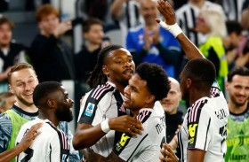 يوفنتوس تحت ضغط «يويفا».. بيع النجوم أو عواقب مالية وخيمة