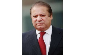 القضاء الباكستاني يقر كفالة لتجنب توقيف نواز شريف قبل عودته 