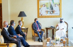 حاكم رأس الخيمة يستقبل وفد شركة بي جي نيغ البولندية لاستكشاف واستخراج النفط والغاز الطبيعي