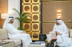 ولي عهد رأس الخيمة يطلع على خدمات ودور «الاتحاد للمعلومات الائتمانية» في القطاع المالي