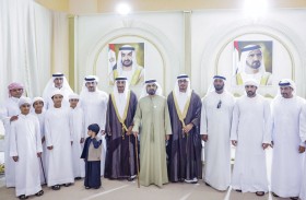 محمد بن راشد يحضر أفراح الكتبي والمري