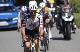 14 ثانية تفصل دراج فريق الإمارات عن صدارة الترتيب العام لسباق «أو جران كامينيو»