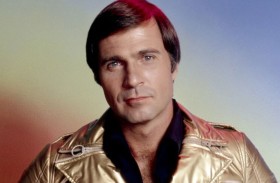 رحيل غيل جيرارد  نجم الخيال العلمي